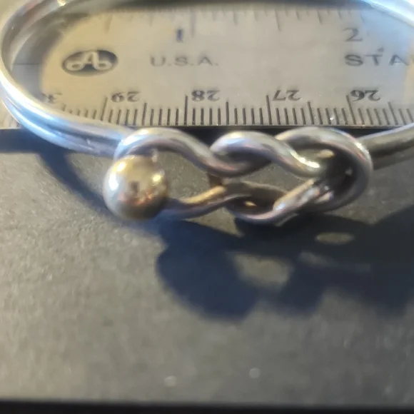 EDEN Original Sailors Knot Bracelet with Circular Design and Gold Bead Closure - Picture 2 of 4